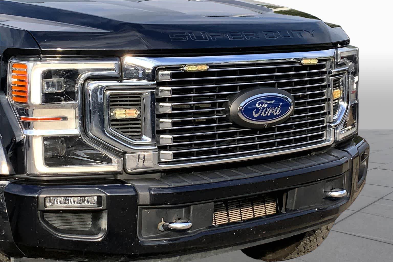 Certified 2020 Ford F450 Platinum w/ FX4 Off-Road Package AWD/4WD image 27