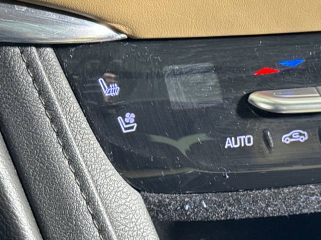 Used 2019 Cadillac XT5 Platinum AWD/4WD image 37
