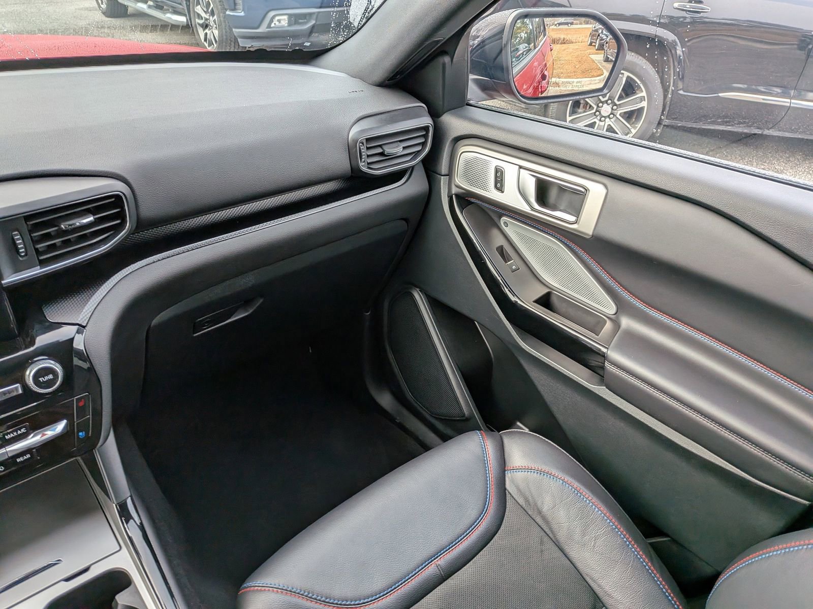 Certified 2023 Ford Explorer ST w/ Equipment Group 401A image 18