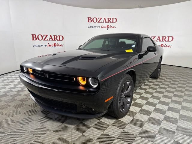 Used 2018 Dodge Challenger SXT Plus RWD image 4