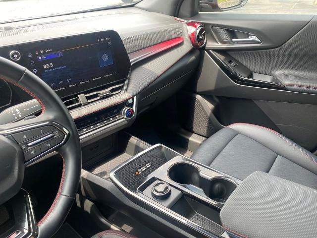 Used 2025 Chevrolet Equinox RS w/ Safety and Technology Package FWD image 24