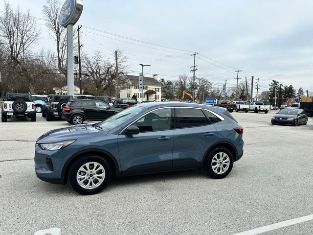 Certified 2024 Ford Escape Active w/ Cold Weather Package image 3