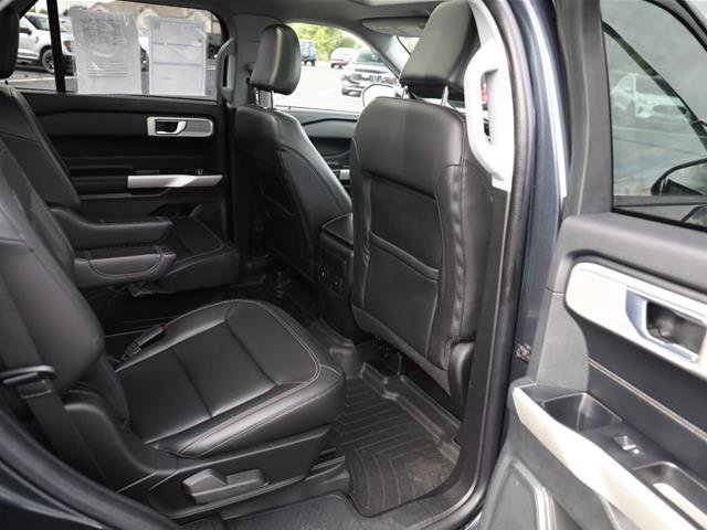Certified 2022 Ford Explorer XLT w/ Equipment Group 202A AWD/4WD image 39