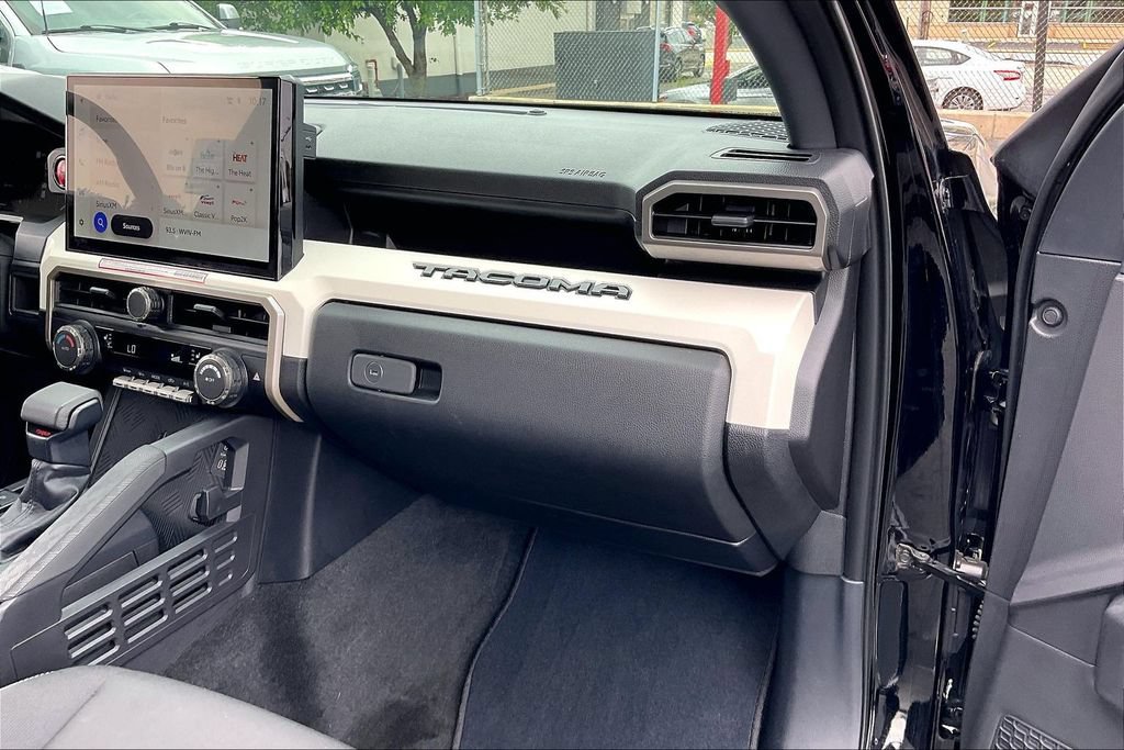 Used 2024 Toyota Tacoma TRD Off-Road AWD/4WD image 15