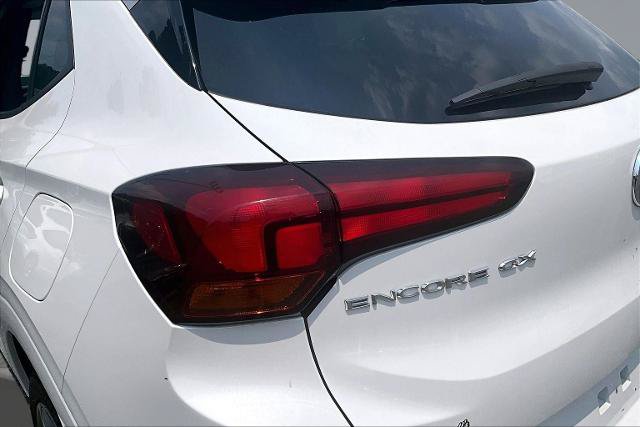 Used 2023 Buick Encore GX Select w/ Sport Touring Package FWD image 30