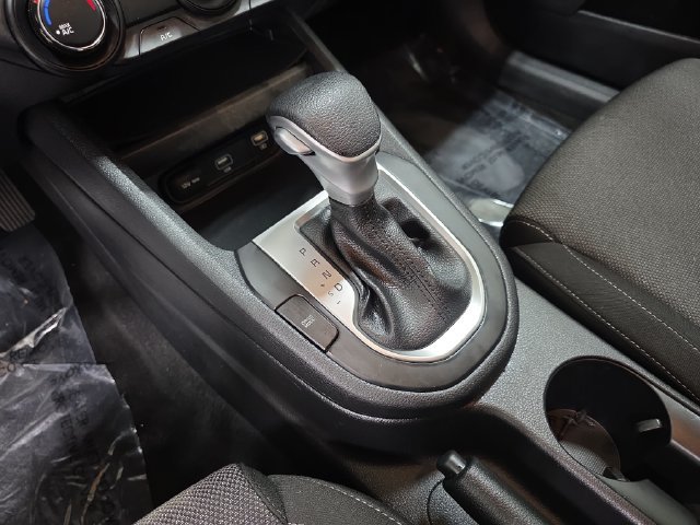 Used 2024 Kia Forte LXS FWD image 25