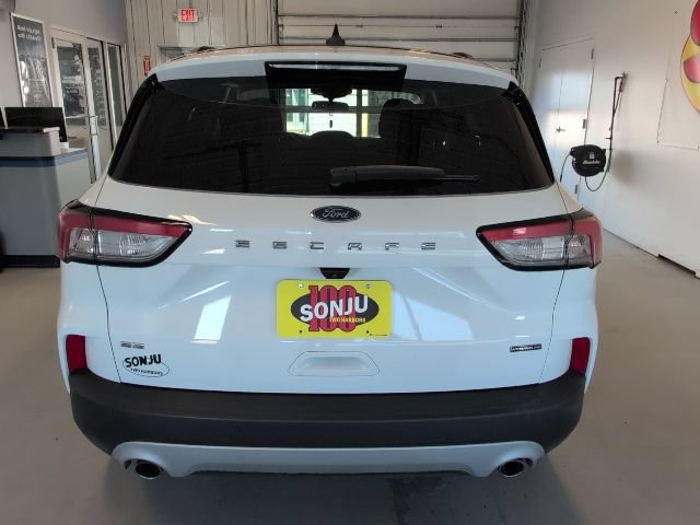 Certified 2022 Ford Escape SE w/ Convenience Package AWD/4WD image 4