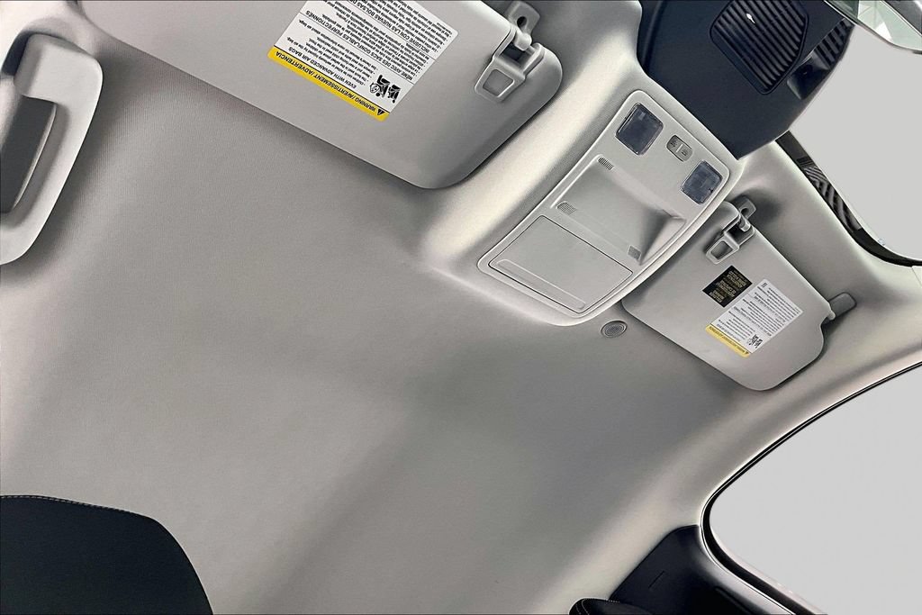 Certified 2023 Ford Escape Active AWD/4WD image 22