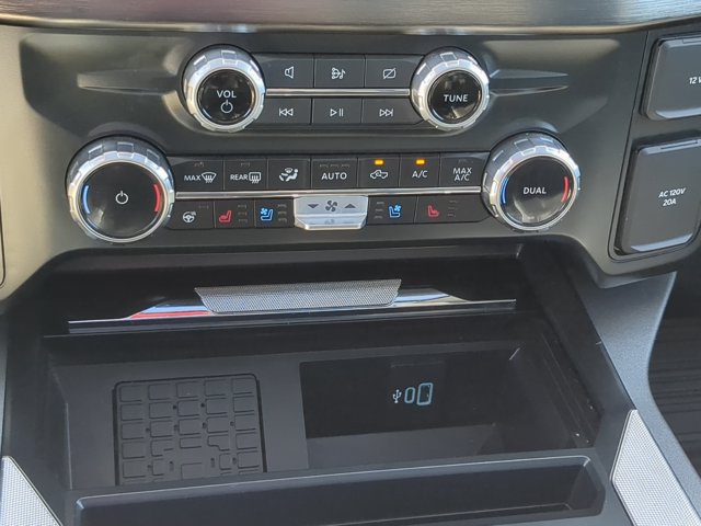 Certified 2023 Ford F250 Lariat w/ Lariat Ultimate Package AWD/4WD image 26