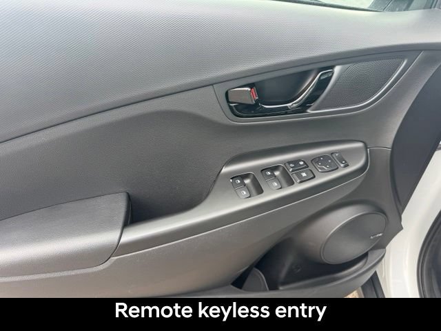 Used 2021 Hyundai Kona Night AWD/4WD image 12