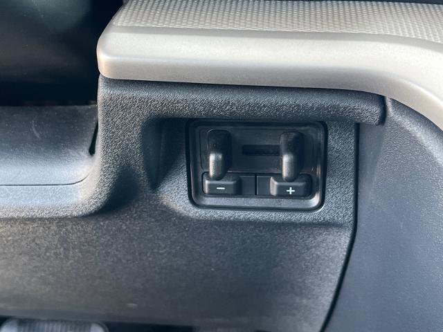 Certified 2025 Ford Expedition Active AWD/4WD image 16