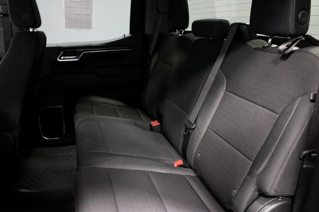 Used 2024 Chevrolet Silverado 1500 LT AWD/4WD image 22