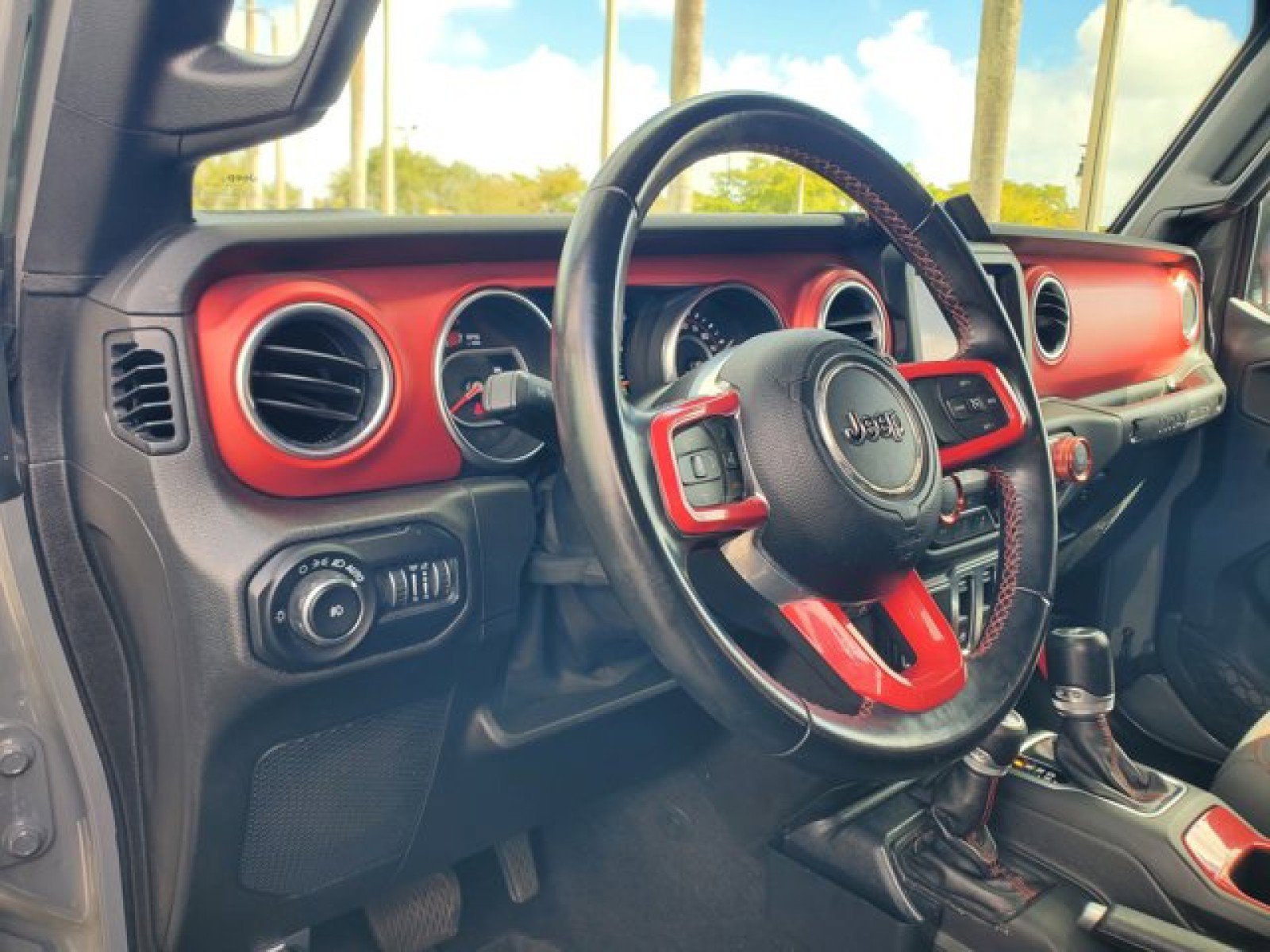 Used 2020 Jeep Wrangler Rubicon AWD/4WD image 8