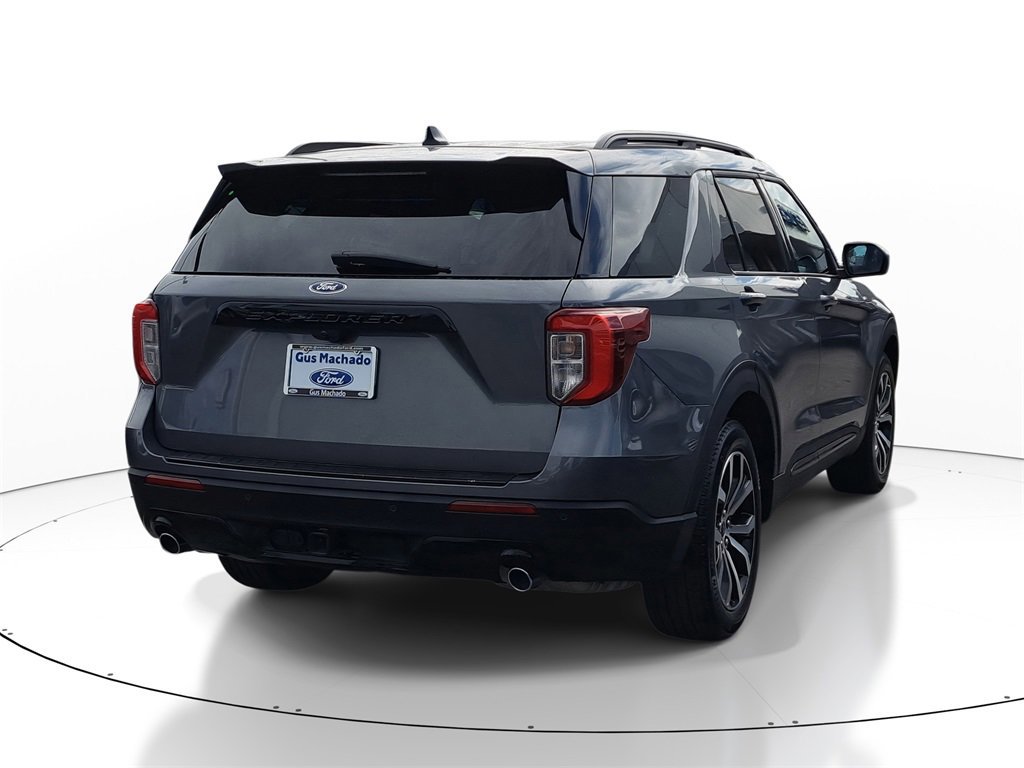 Certified 2022 Ford Explorer ST-Line w/ Class IV Trailer Tow Package image 3