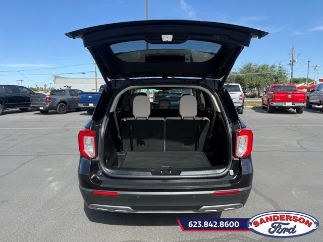 Certified 2020 Ford Explorer XLT w/ Equipment Group 202A RWD image 9