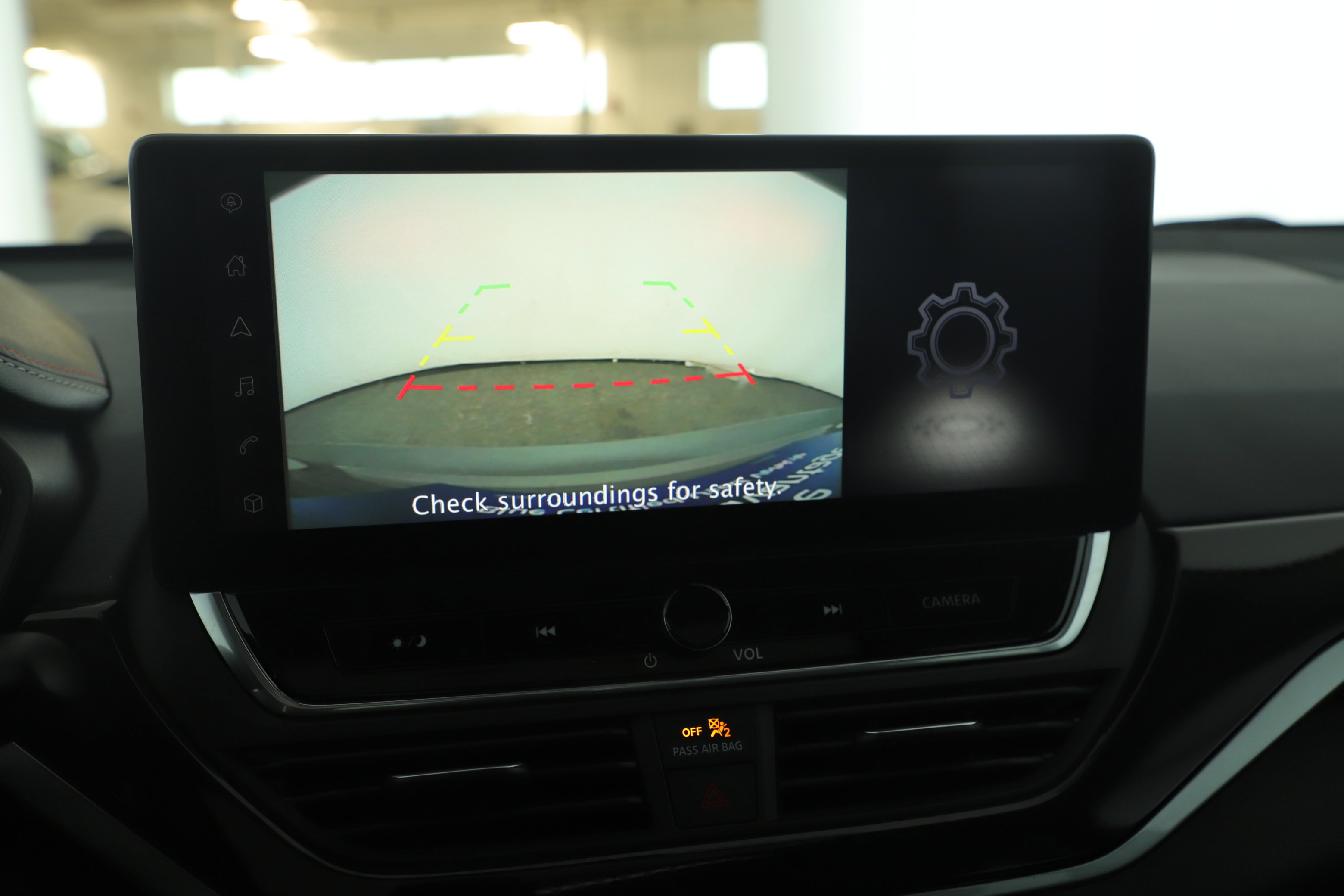 Used 2024 Nissan Altima 2.5 SR w/ SR Premium Package image 17