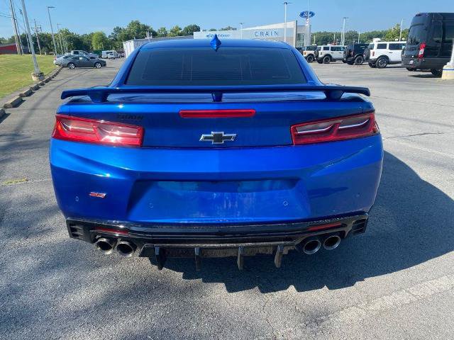 Used 2018 Chevrolet Camaro SS RWD image 6
