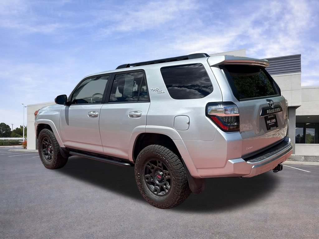 Used 2022 Toyota 4Runner TRD Off-Road AWD/4WD image 7