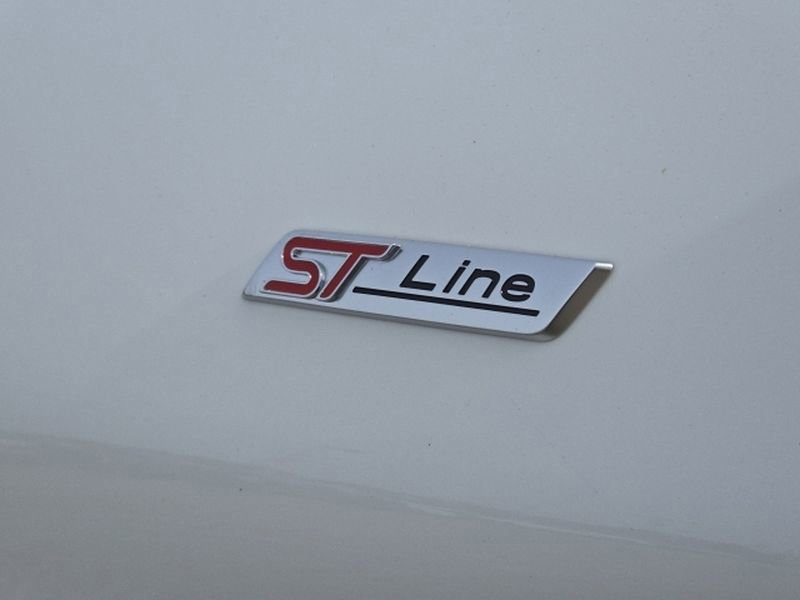 Certified 2025 Ford Explorer ST-Line w/ Premium Package image 7