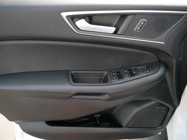 Certified 2023 Ford Edge SEL w/ Convenience Package AWD/4WD image 9