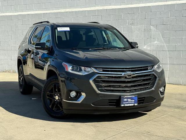 Used 2020 Chevrolet Traverse LT image 3