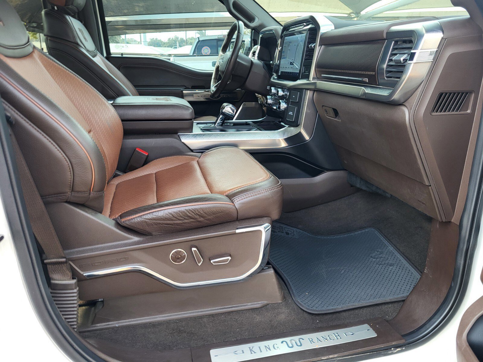 Certified 2022 Ford F150 King Ranch w/ Equipment Group 601A High image 13