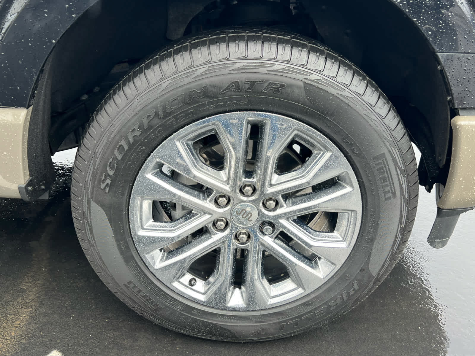 Certified 2025 Ford F150 King Ranch AWD/4WD image 16