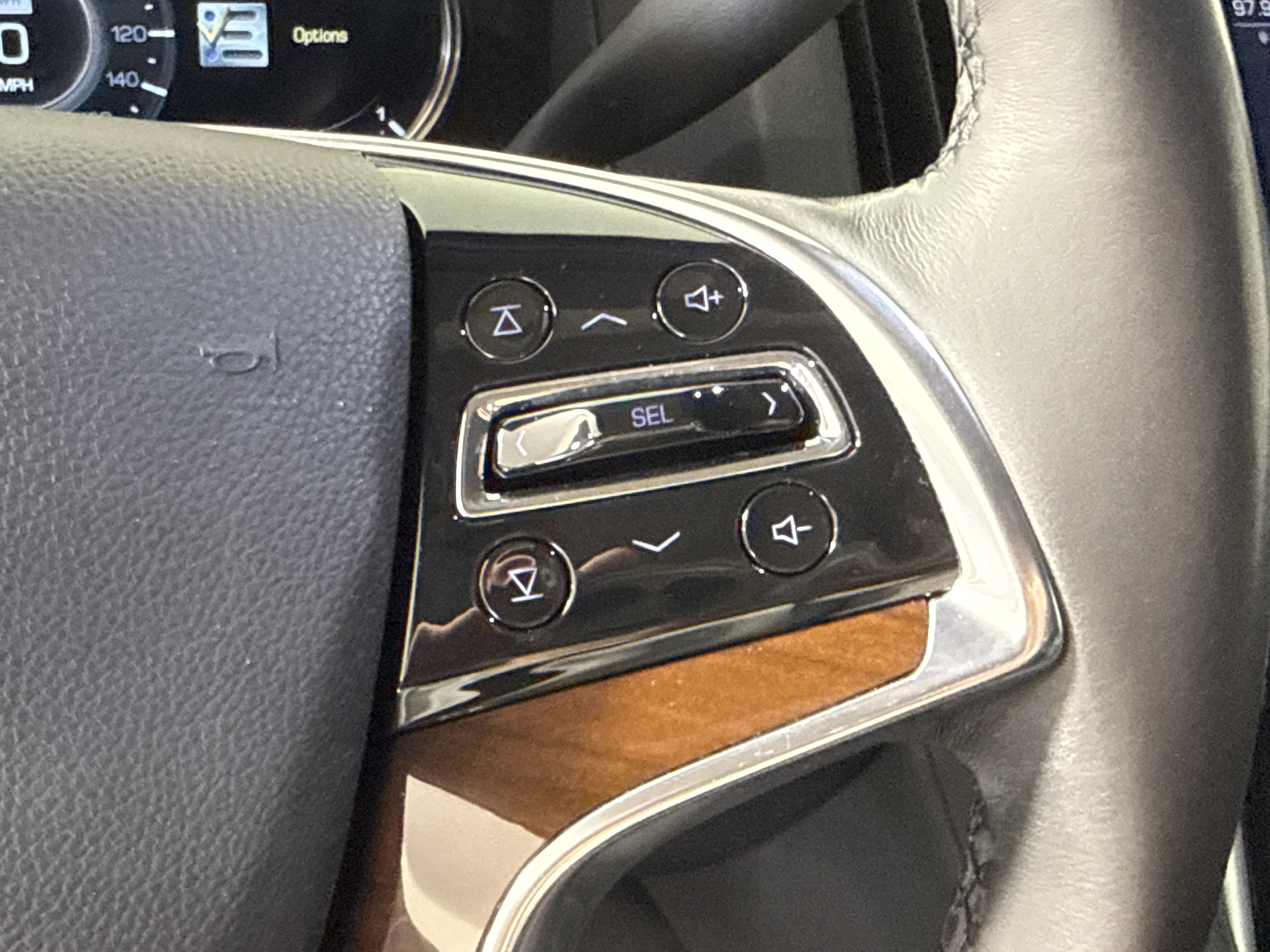 Used 2020 Cadillac Escalade Luxury RWD image 26