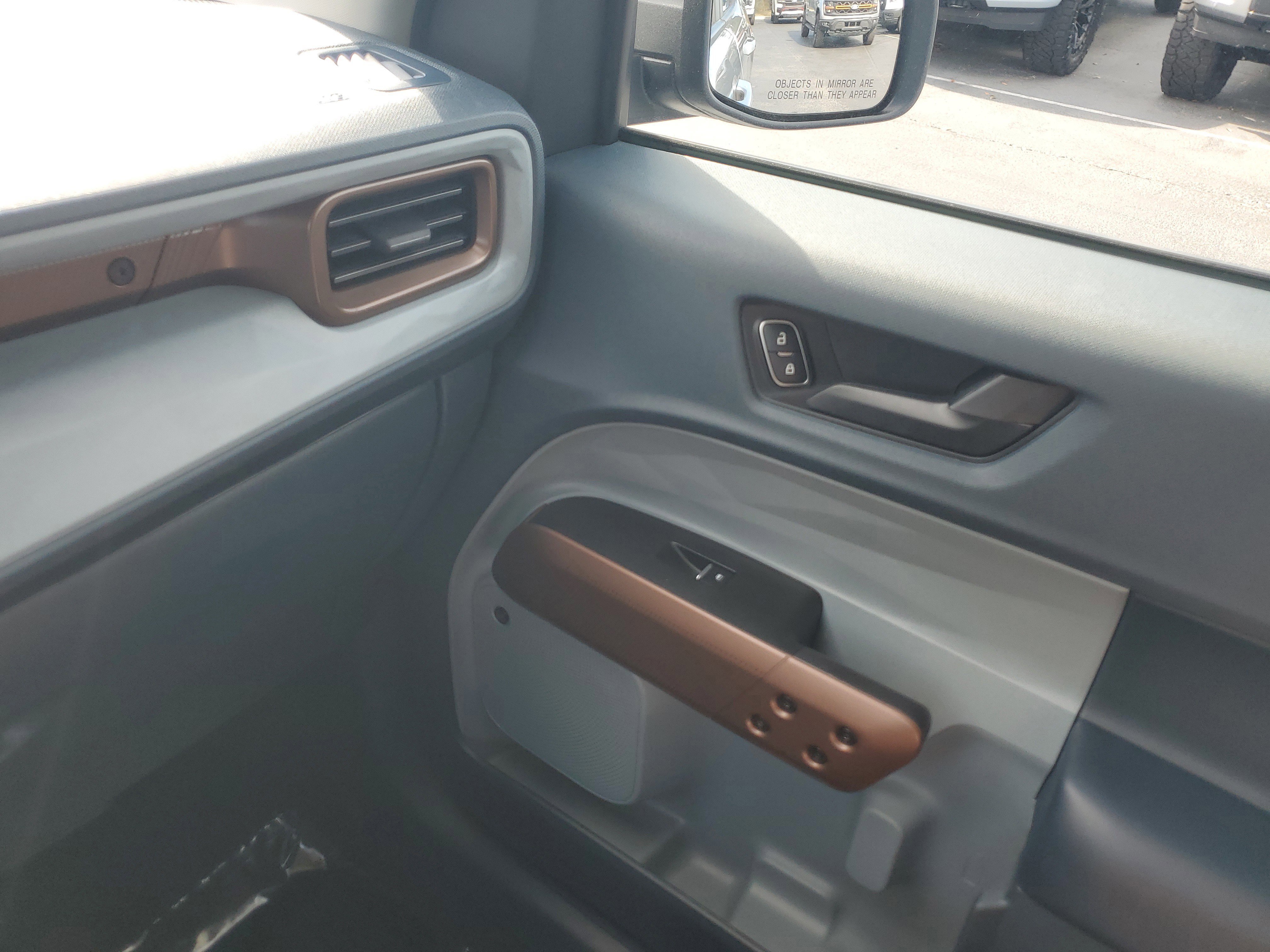 Certified 2024 Ford Maverick Lariat image 27