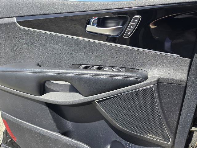 Used 2019 Kia Sorento SX FWD image 25