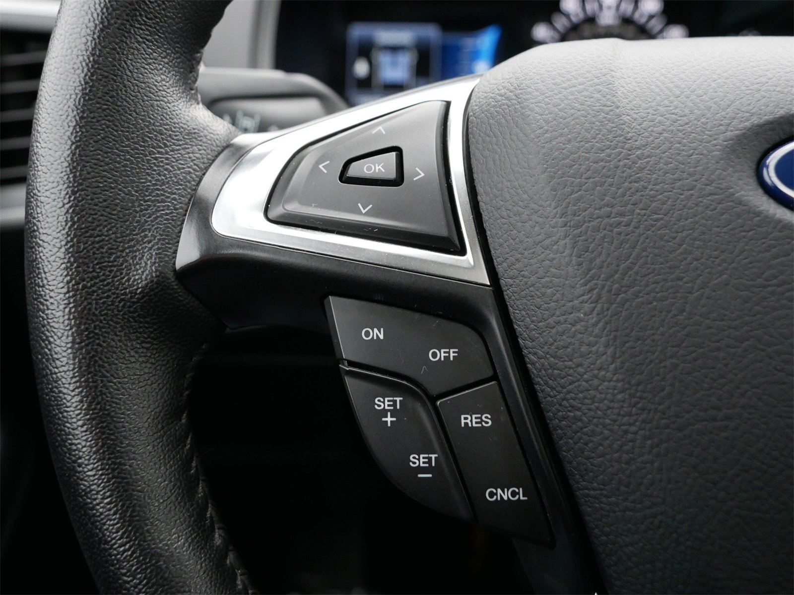 Certified 2024 Ford Edge SEL w/ Convenience Package image 30