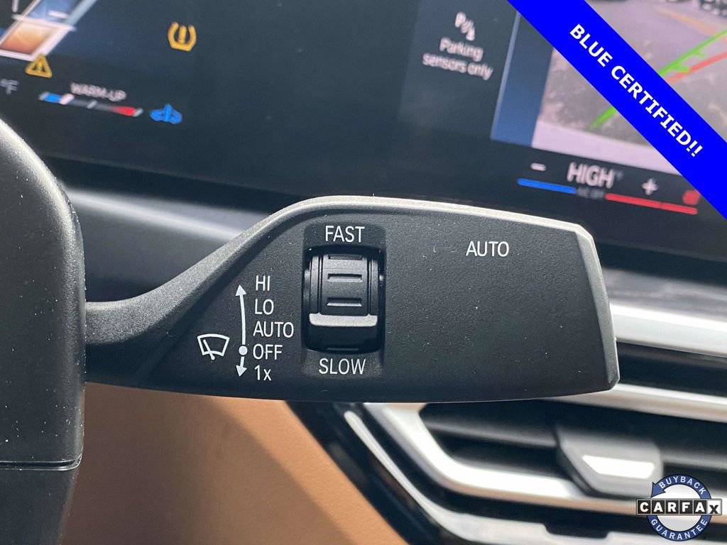 Used 2023 BMW 330i Sedan w/ Premium Package image 25