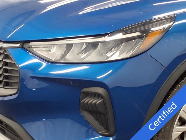 Certified 2023 Ford Escape Active AWD/4WD image 32