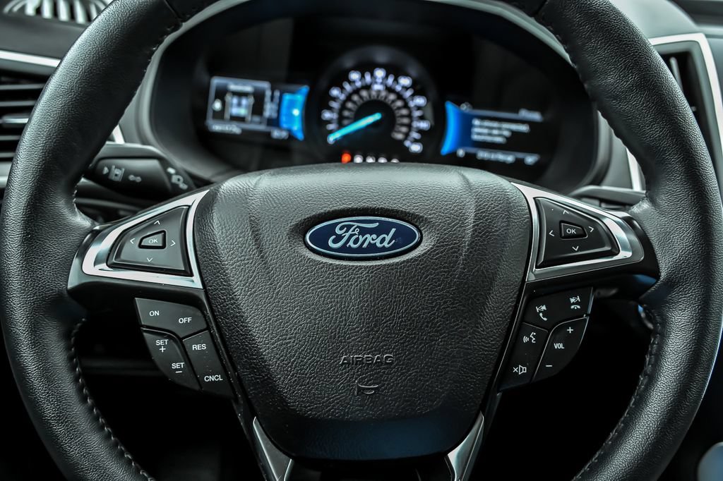 Certified 2024 Ford Edge SEL w/ Convenience Package AWD/4WD image 21