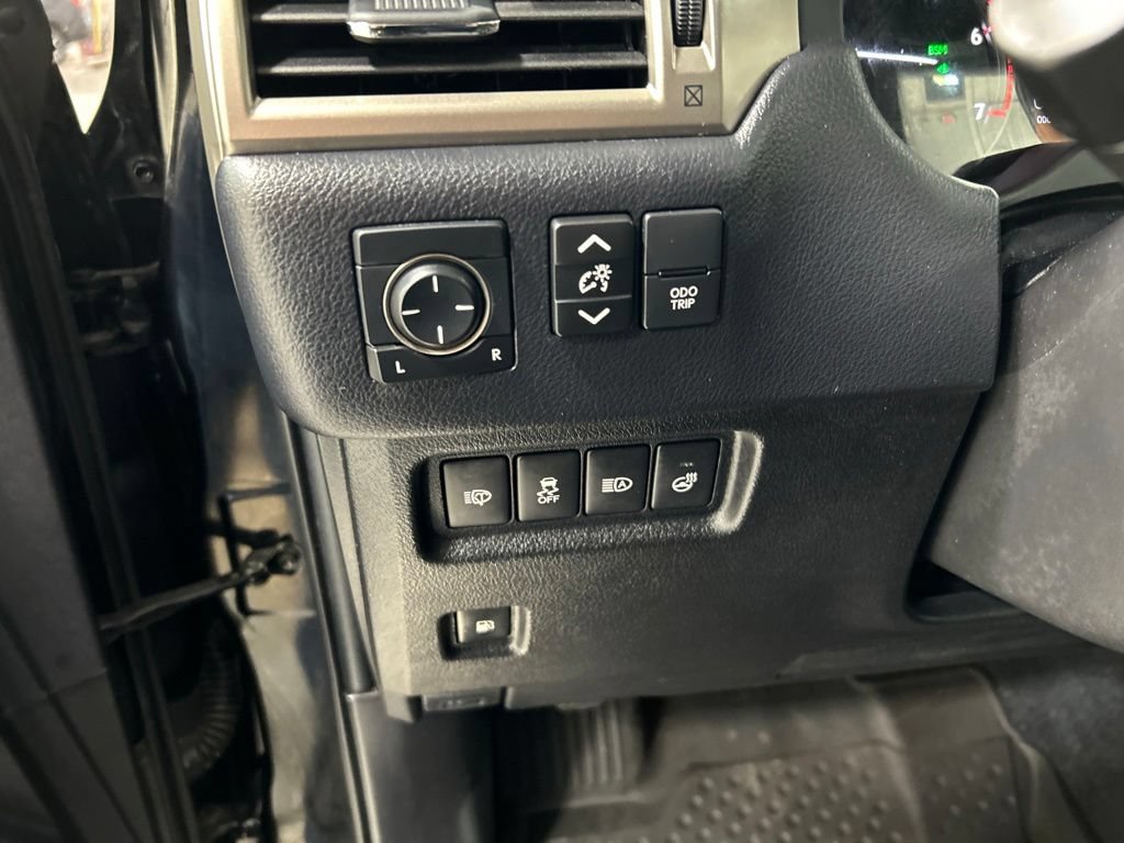 Used 2021 Lexus GX 460 Premium AWD/4WD image 14