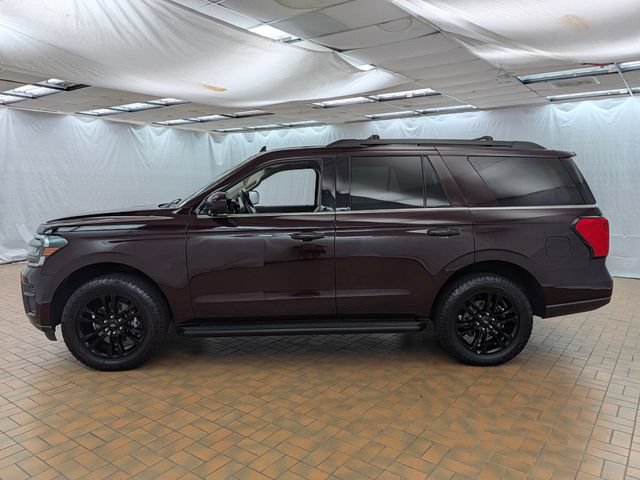 Certified 2024 Ford Expedition XLT AWD/4WD image 3