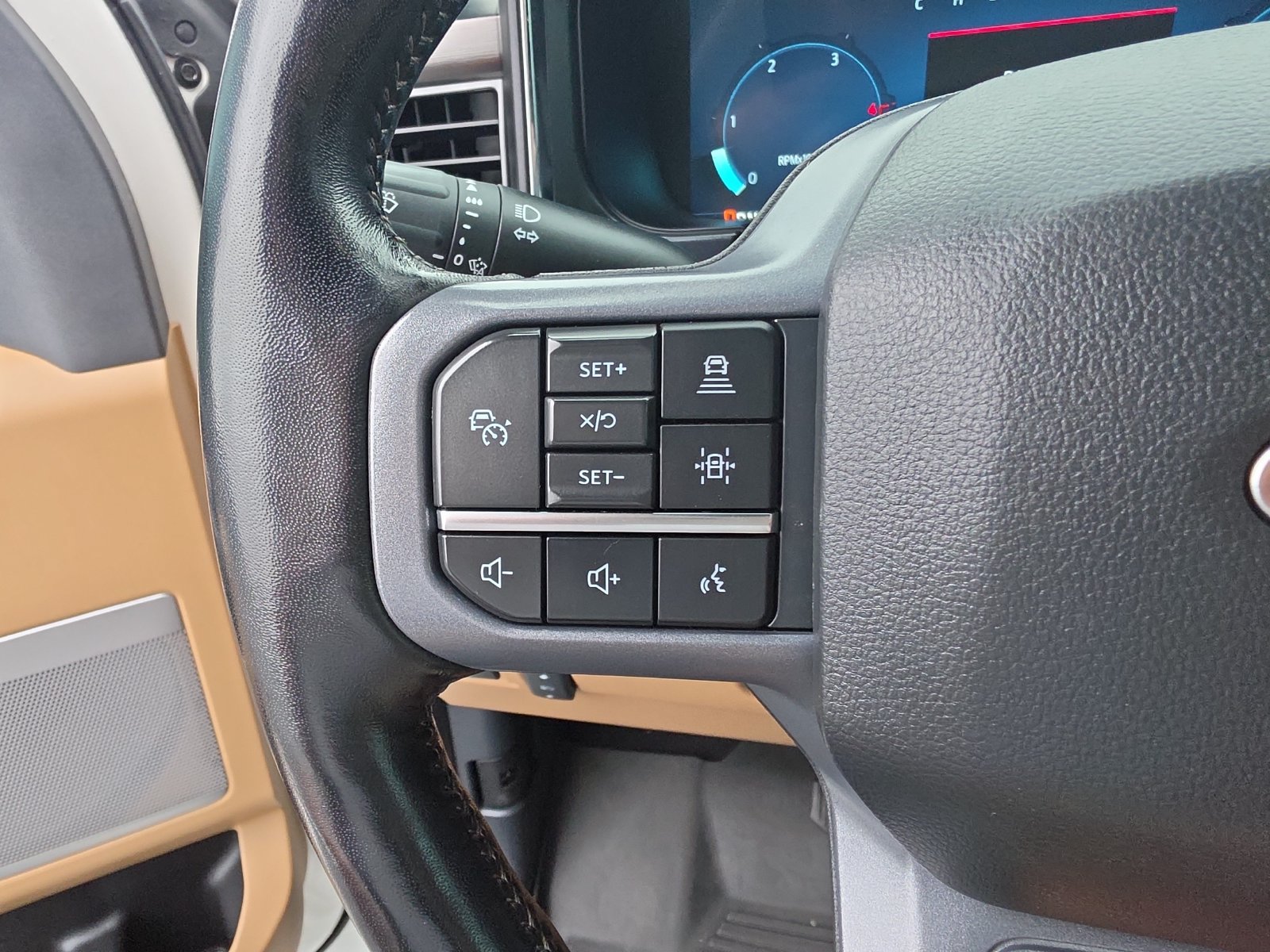 Certified 2023 Ford F350 Lariat w/ Tow Technology Package AWD/4WD image 25