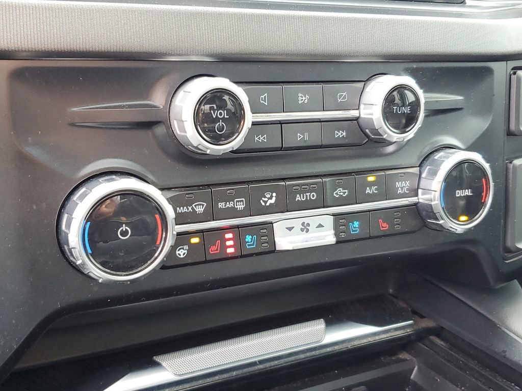 Certified 2024 Ford F250 Platinum AWD/4WD image 31