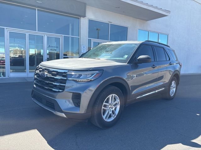 Certified 2025 Ford Explorer Active image 1
