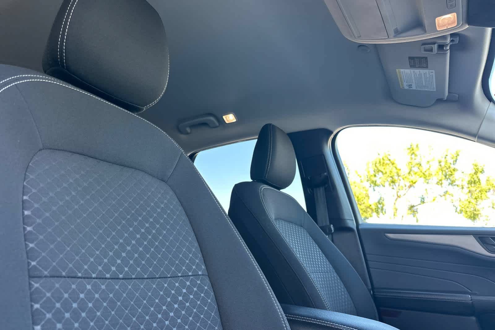 Certified 2024 Ford Escape Active FWD image 18