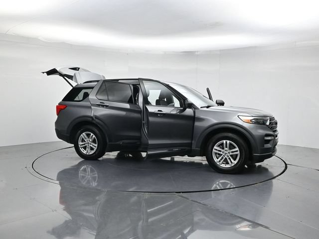 Certified 2021 Ford Explorer XLT w/ Equipment Group 202A AWD/4WD image 53