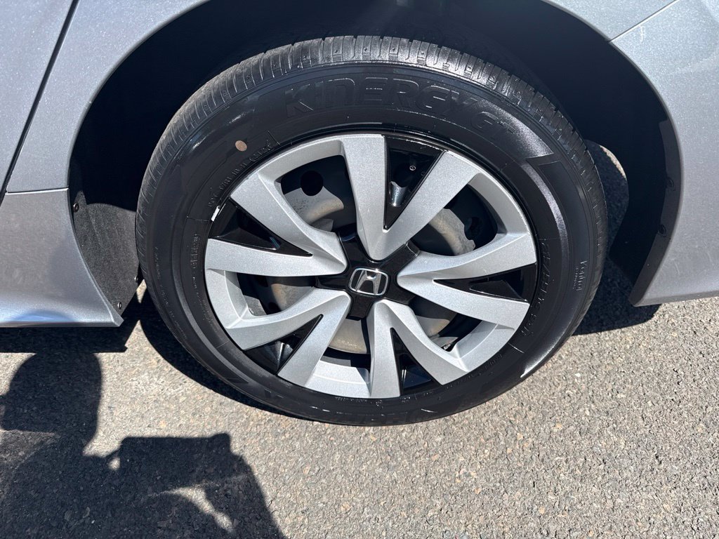 Used 2024 Honda Civic LX image 9