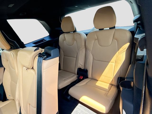 Used 2023 Volvo XC90 B6 Ultimate w/ Protection Package Premier AWD/4WD image 35