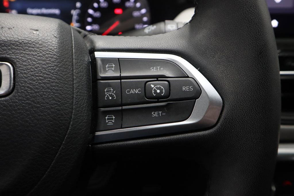 Used 2024 Jeep Compass Limited AWD/4WD image 30