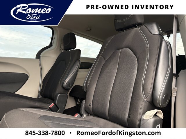 Used 2023 Chrysler Voyager LX FWD image 27