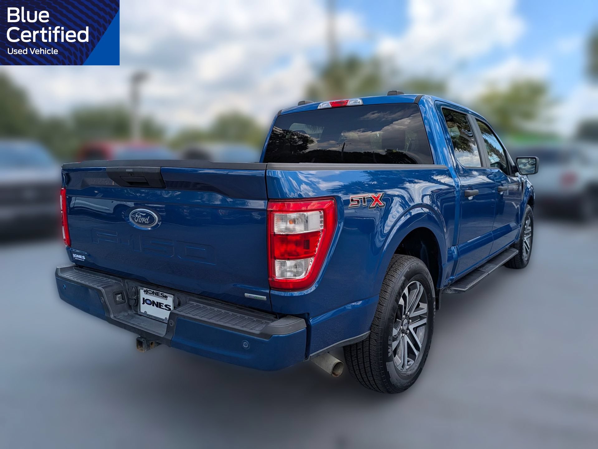 Certified 2022 Ford F150 XL w/ STX Appearance Package RWD image 4