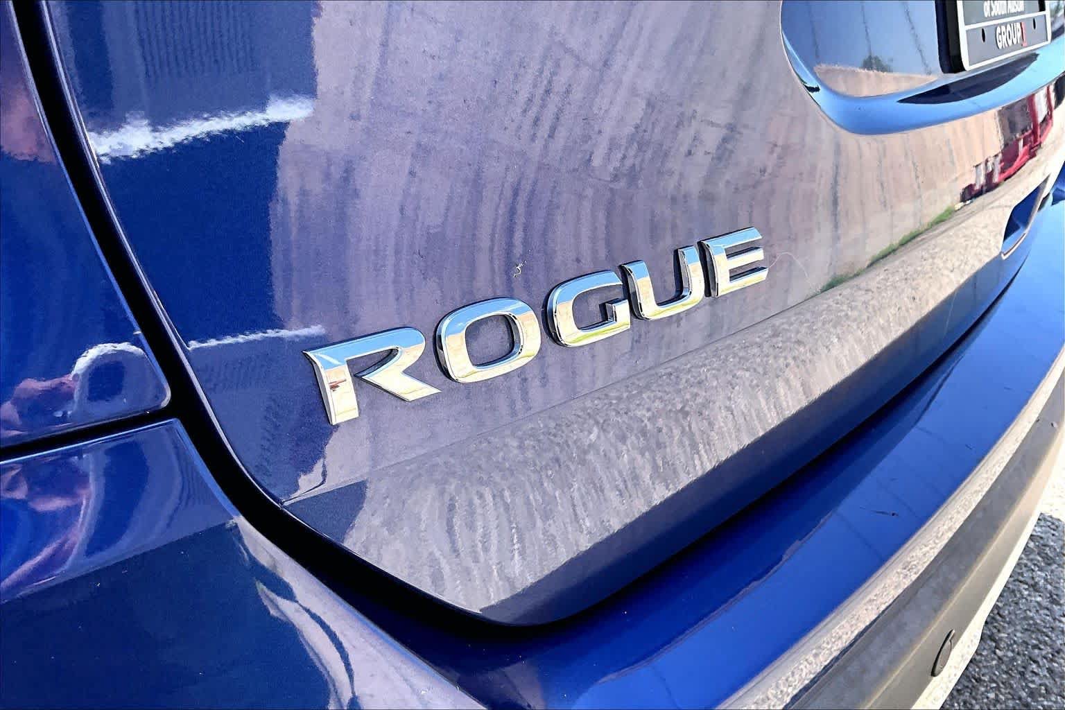Used 2020 Nissan Rogue SV AWD/4WD image 10