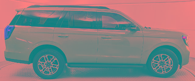 Certified 2025 Ford Expedition Active AWD/4WD image 2