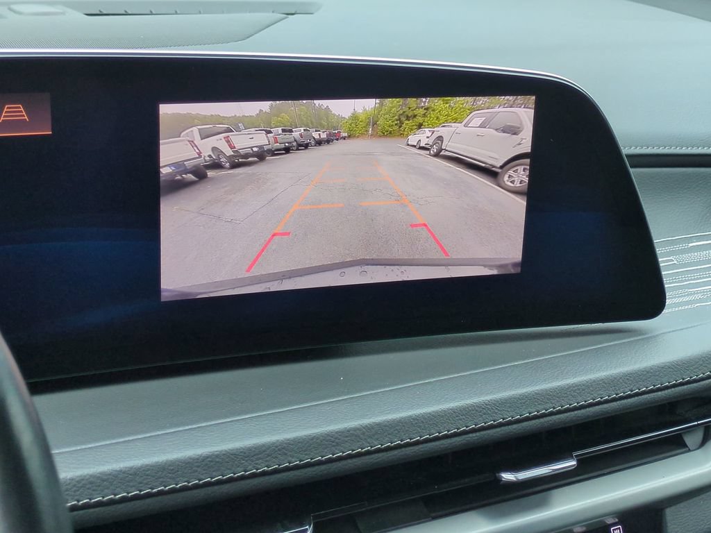 Used 2024 Cadillac XT4 Premium Luxury FWD image 23