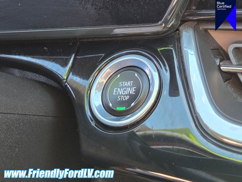 Used 2024 Chevrolet Trax RS FWD image 24